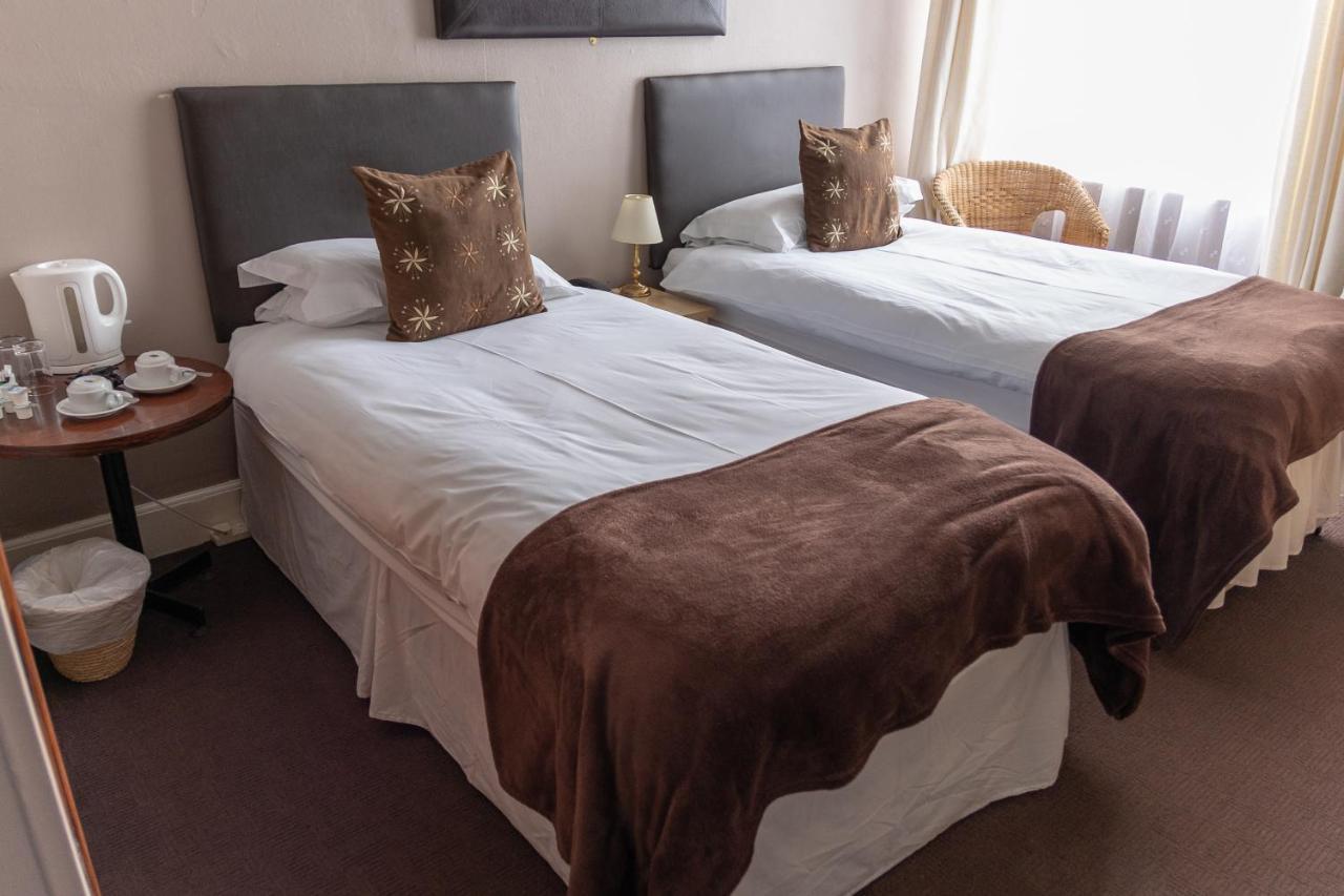 Carlton Hotel 福里斯 外观 照片