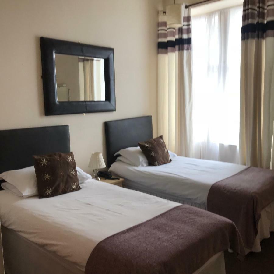 Carlton Hotel 福里斯 外观 照片